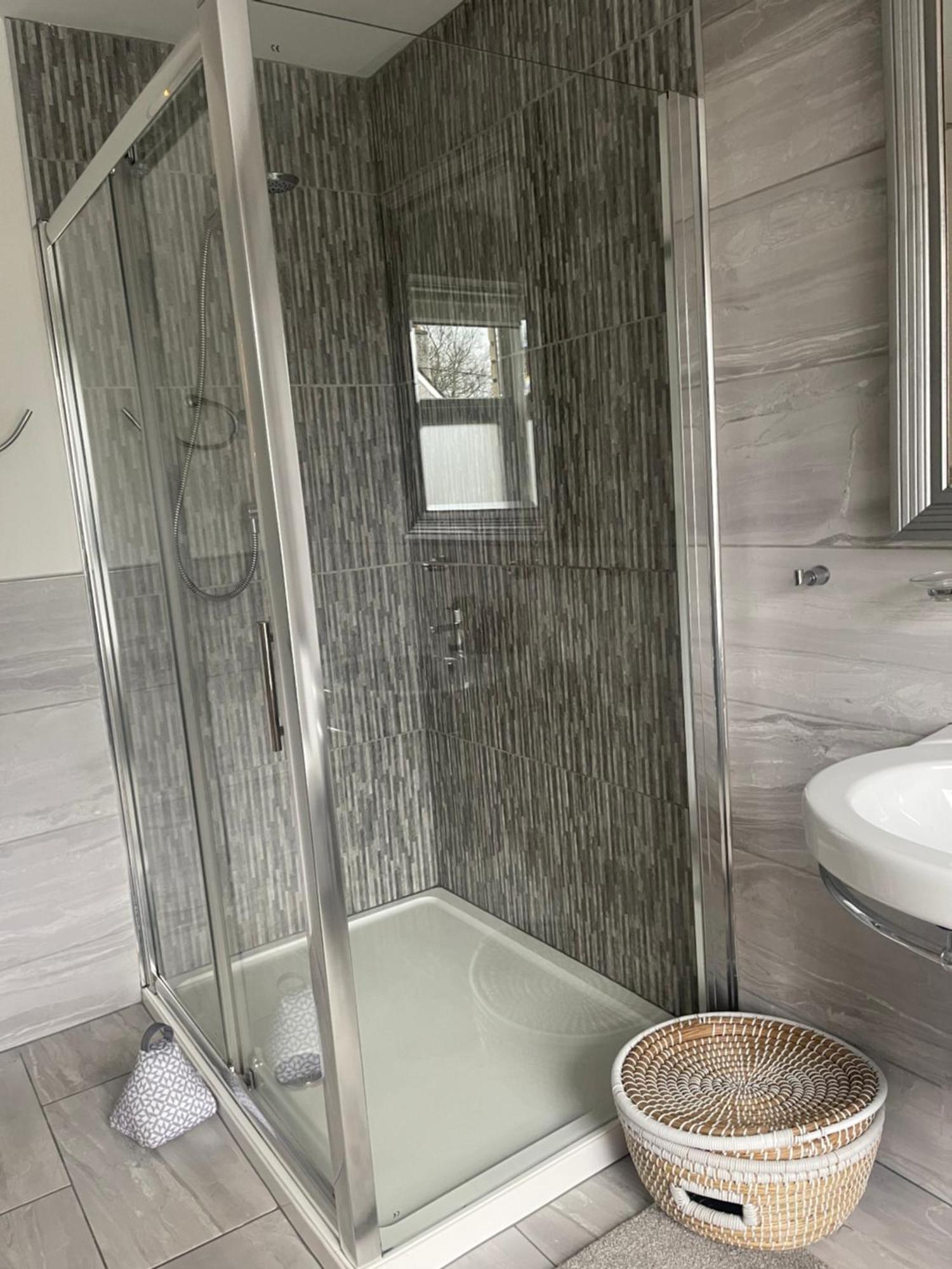 Modern, Spacious And Central Location Aberdare Buitenkant foto